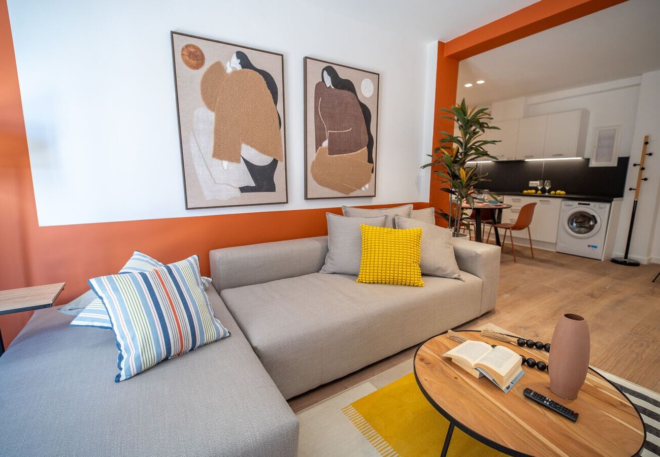 Apartment in Athens - LIV - Upscale Athenian Apartment 3A