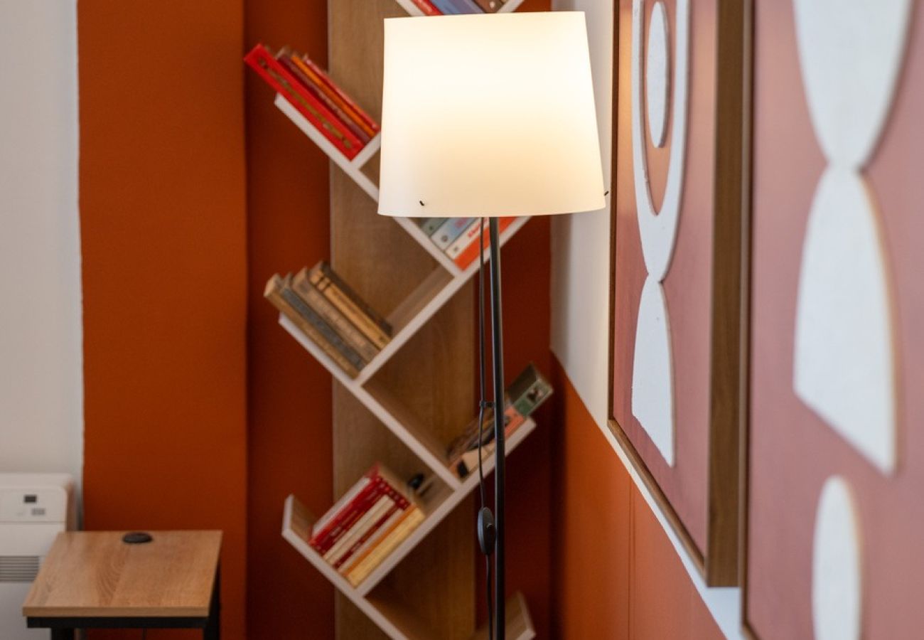 Apartment in Athens - LIV - Upscale Athenian Apartment 3B