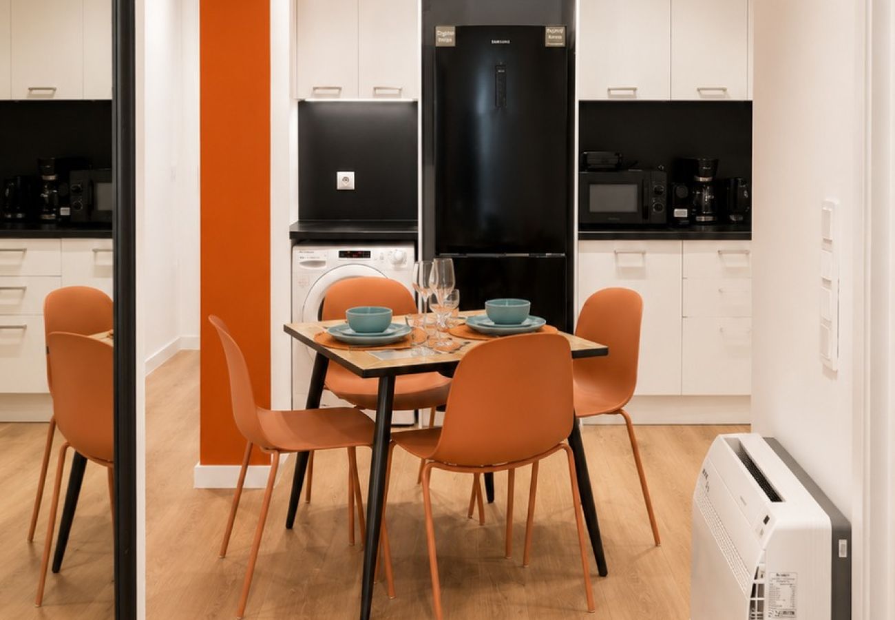 Apartment in Athens - LIV - Upscale Athenian Apartment 3C