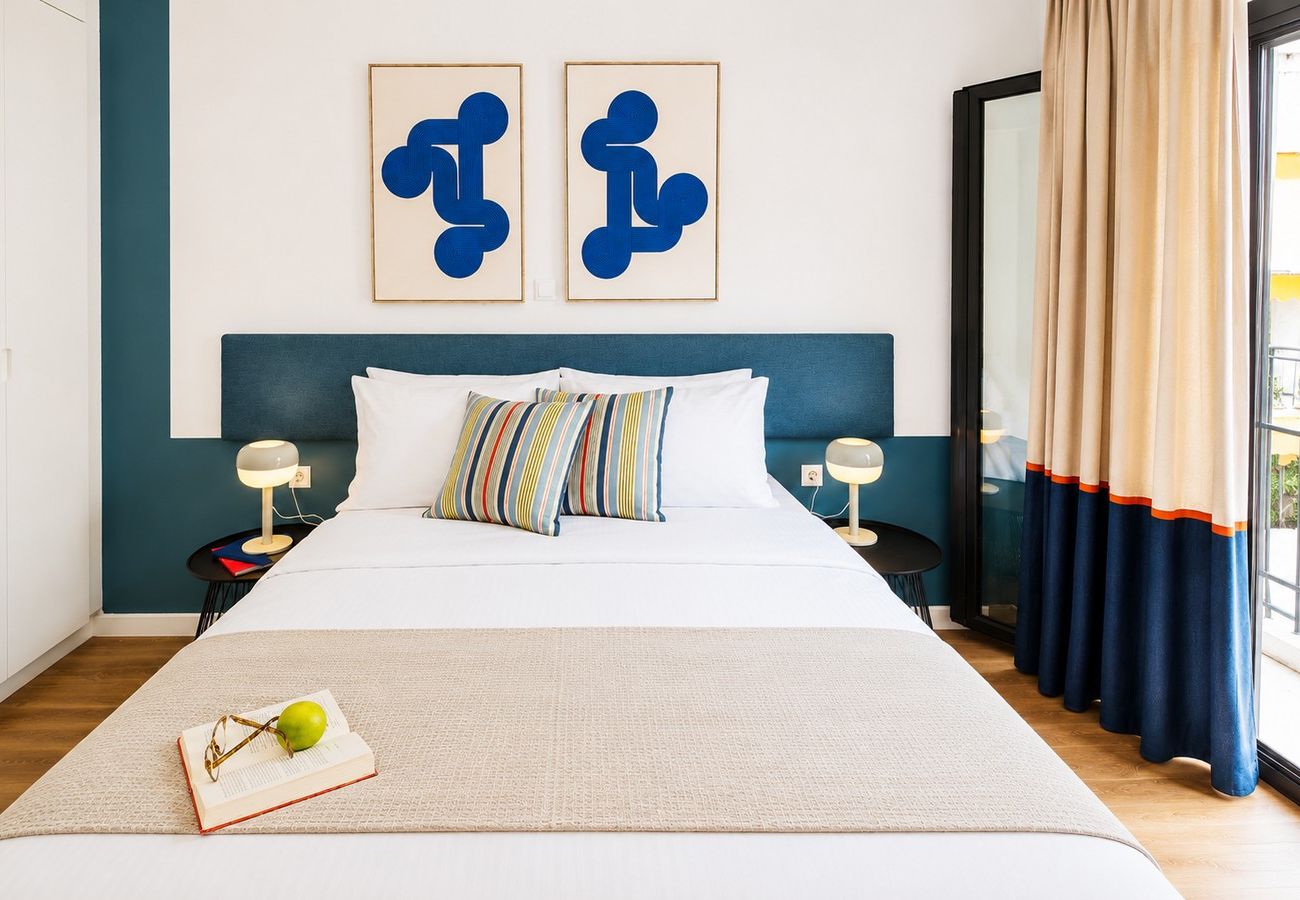 Apartment in Athens - LIV - Upscale Athenian Apartment 4A
