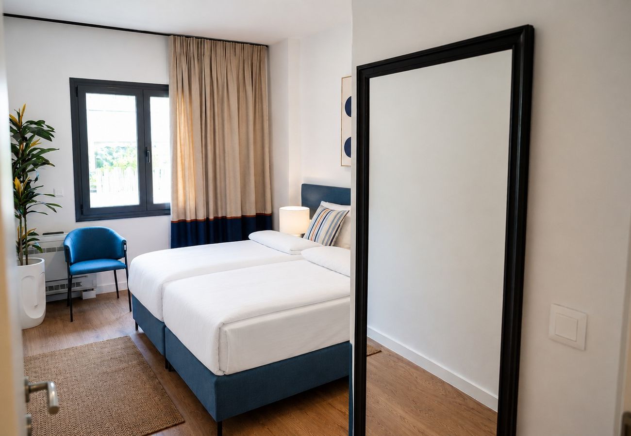 Apartment in Athens - LIV - Upscale Athenian Apartment 4A