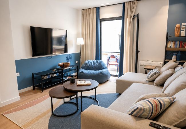 Apartment in Athens - LIV - Upscale Athenian Apartment 4B