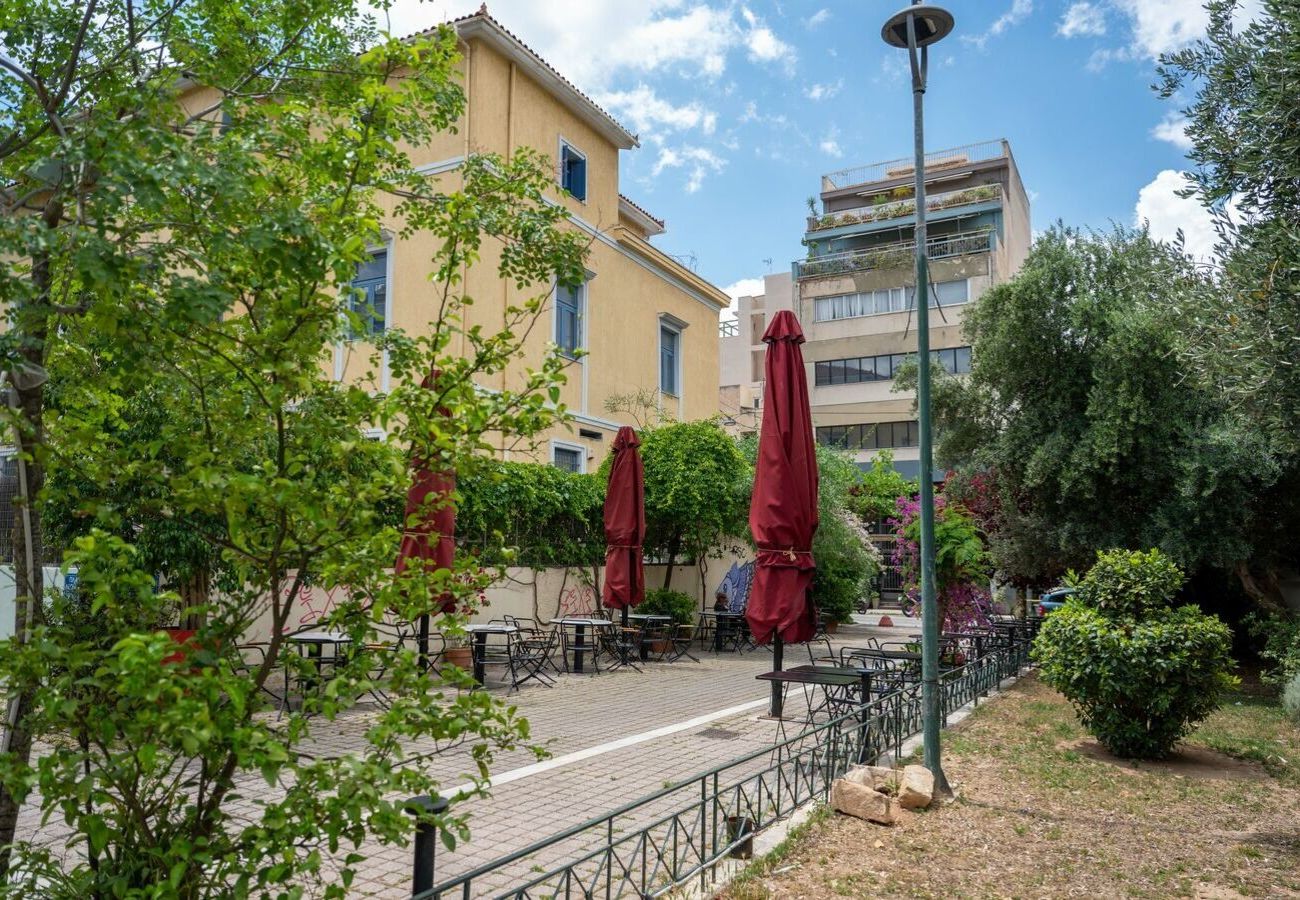 Apartment in Athens - LIV - Upscale Athenian Apartment 4C