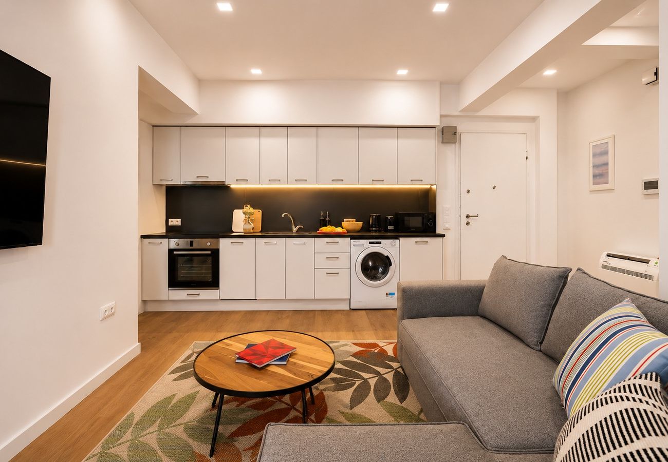 Apartment in Athens - LIV - Upscale Athenian Penthouse 5A