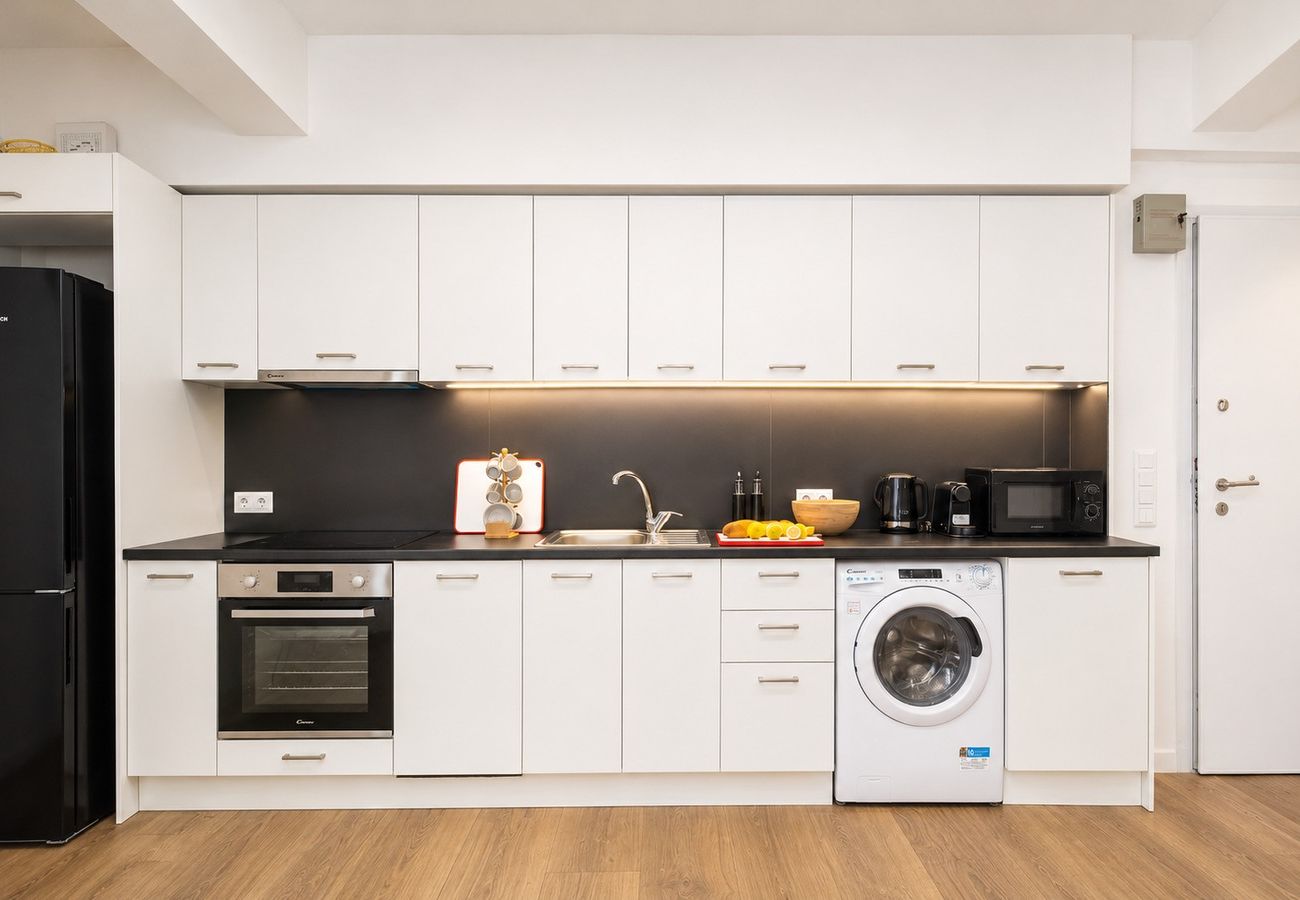 Apartment in Athens - LIV - Upscale Athenian Penthouse 5A