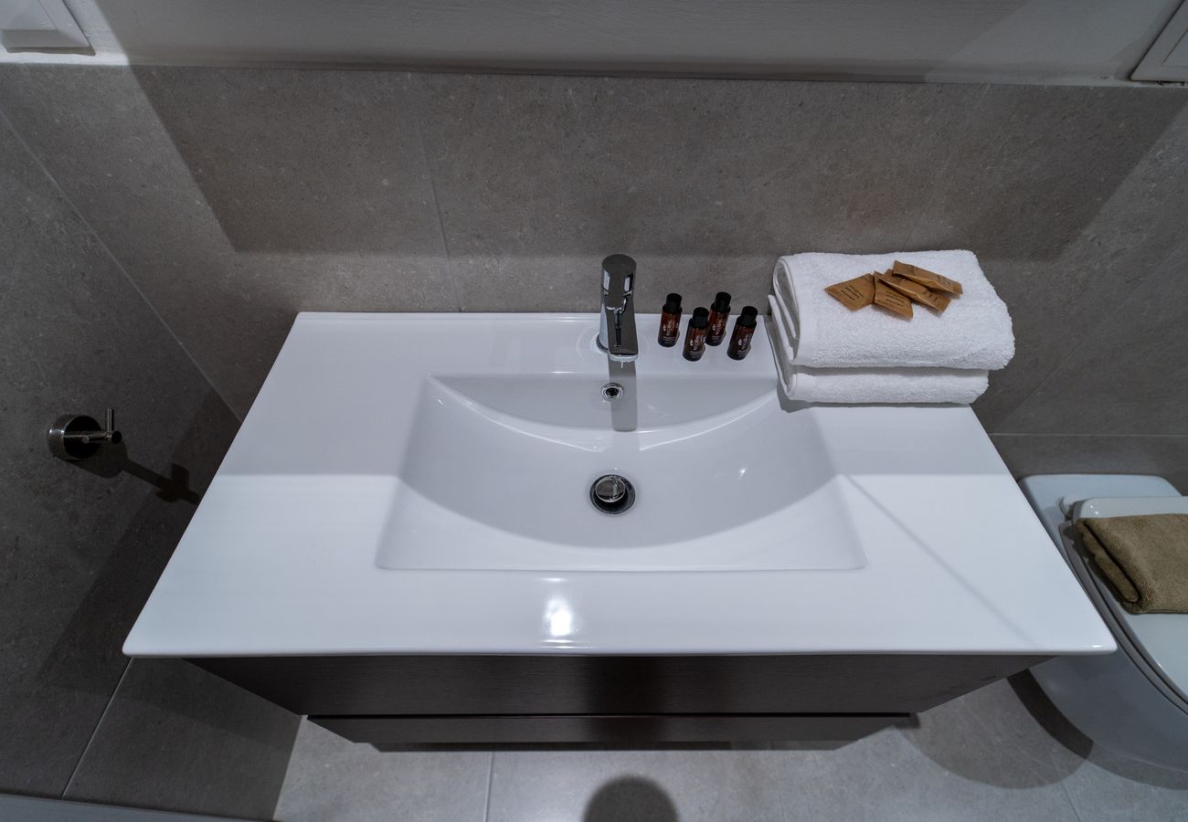 Apartment in Athens - LIV - Upscale Athenian Penthouse 5A