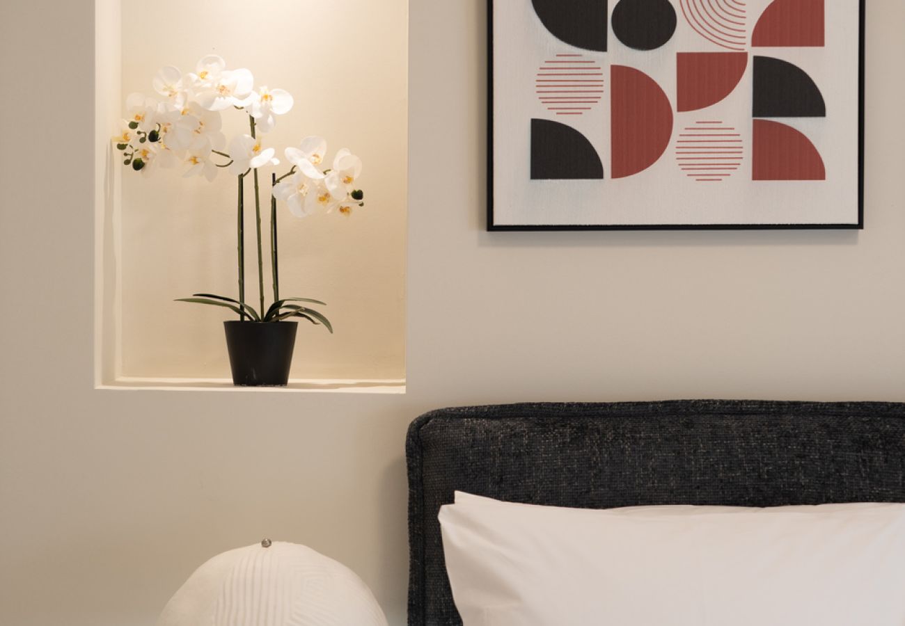Apartment in Athens - LIV - Chic 2BR Signature Flat | Near Metro