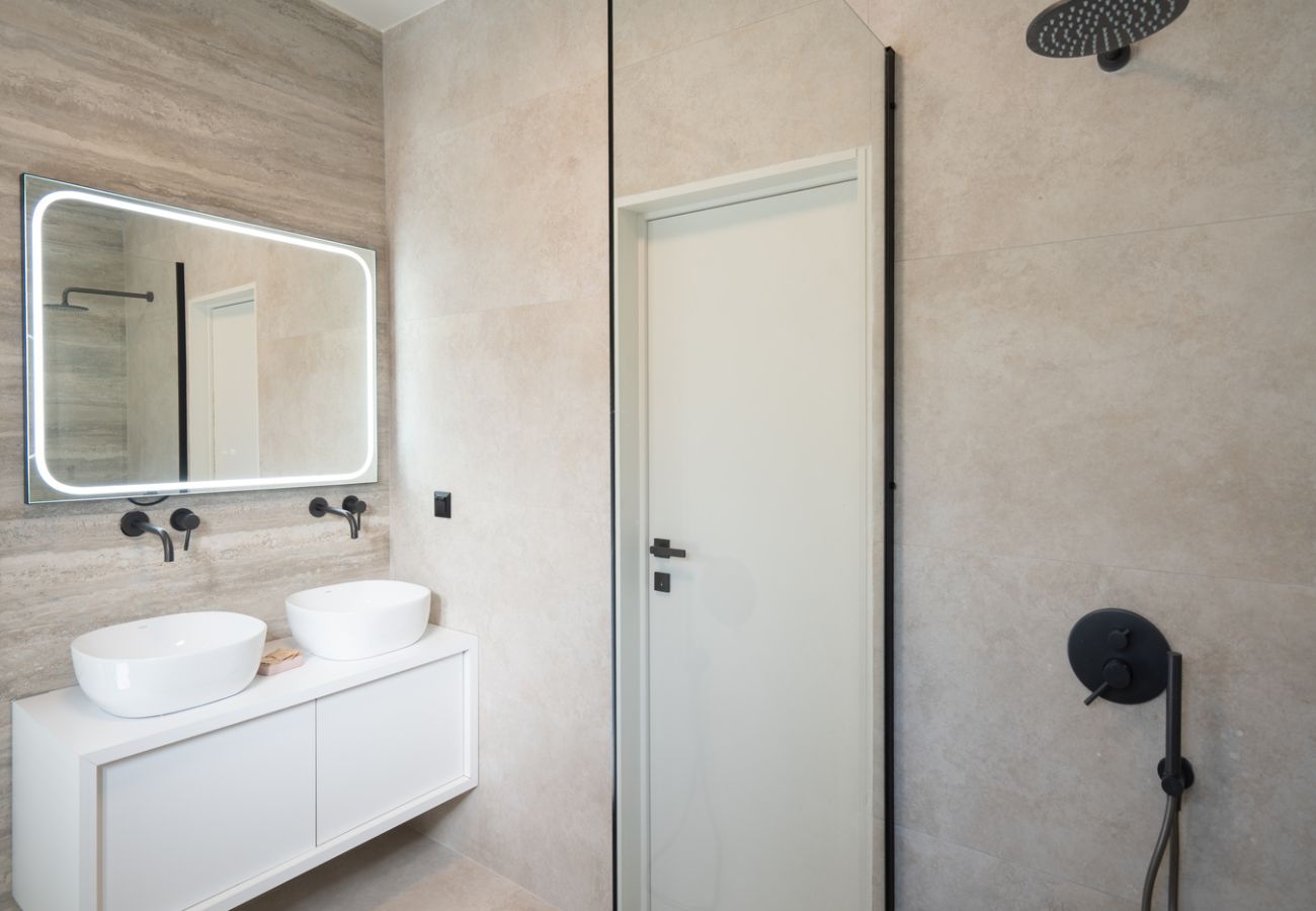 Apartment in Athens - LIV - Chic 2BR Signature Flat | Near Metro